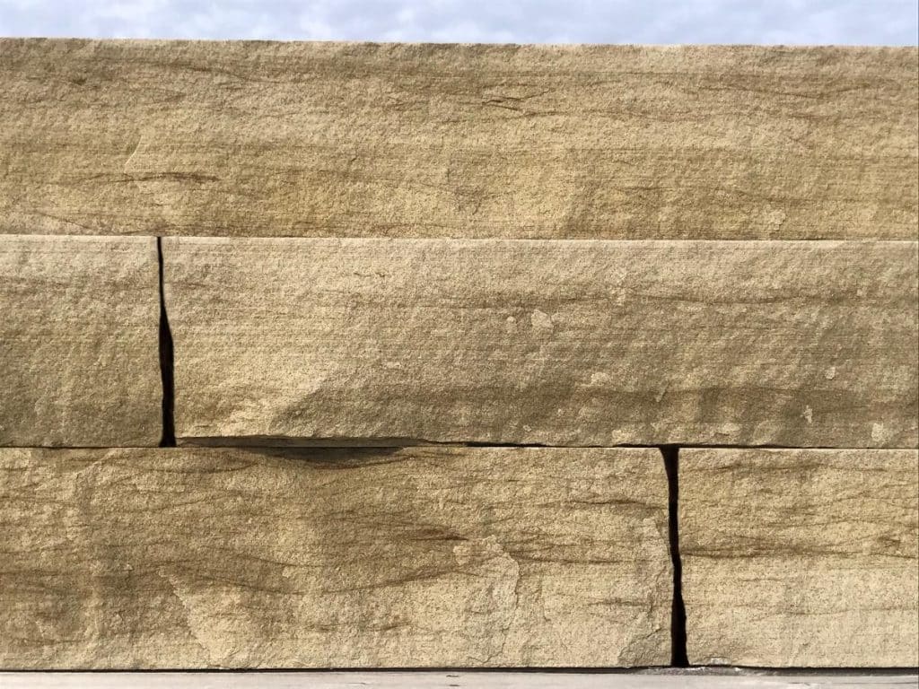 Wallstone - Amherst Buff