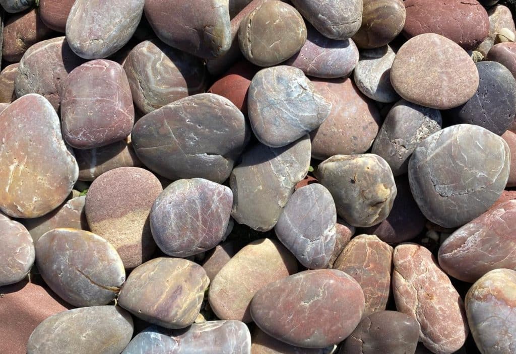 Accessories - Beach Pebbles Red Polished