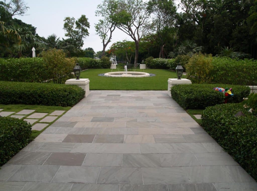 Flagstone Pattern - Blue Ice Natural Cleft