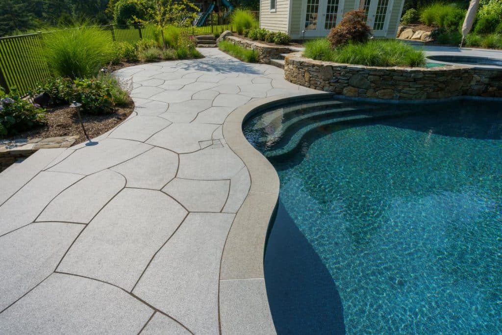 Flagstone Irregular Shapes - Blue Mist