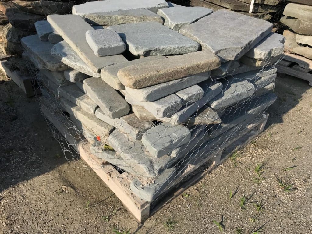 Flagstone Irregular Shapes - Bluestone Tumbled Full Color