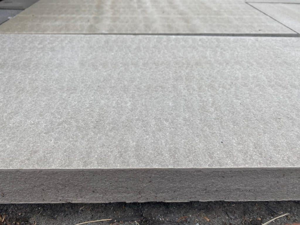 Cap - Blue Ice Natural Cleft