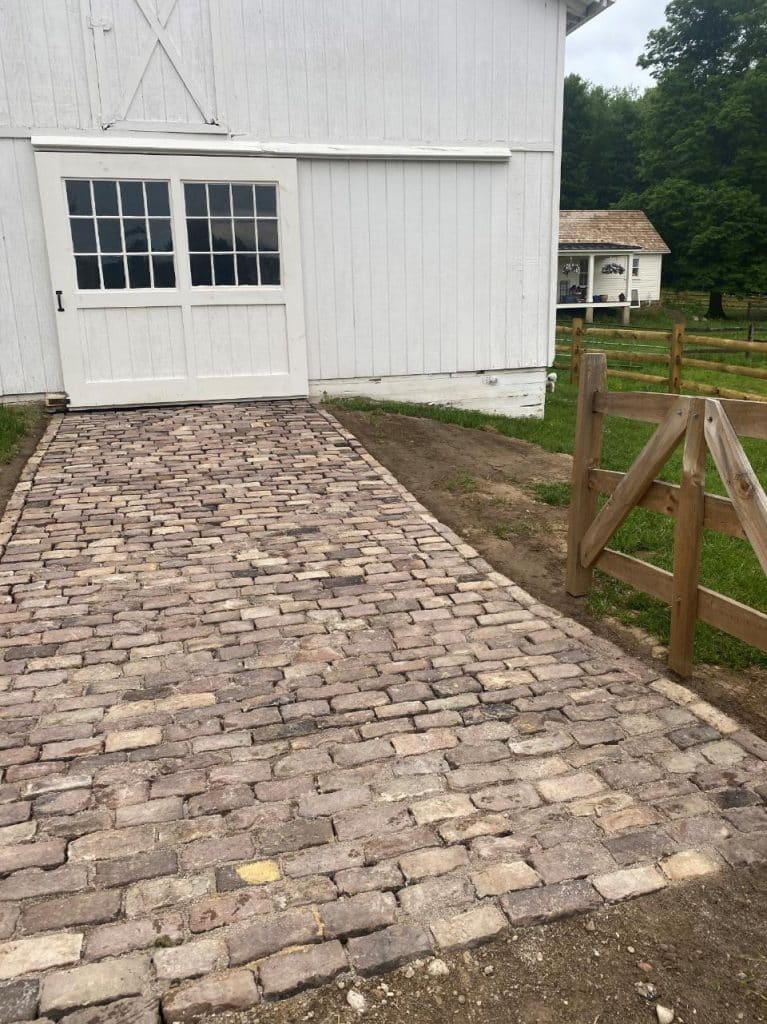 Cobble Red Medina Sandstone - Clay, Concrete, Porcelain, & Stone Pavers