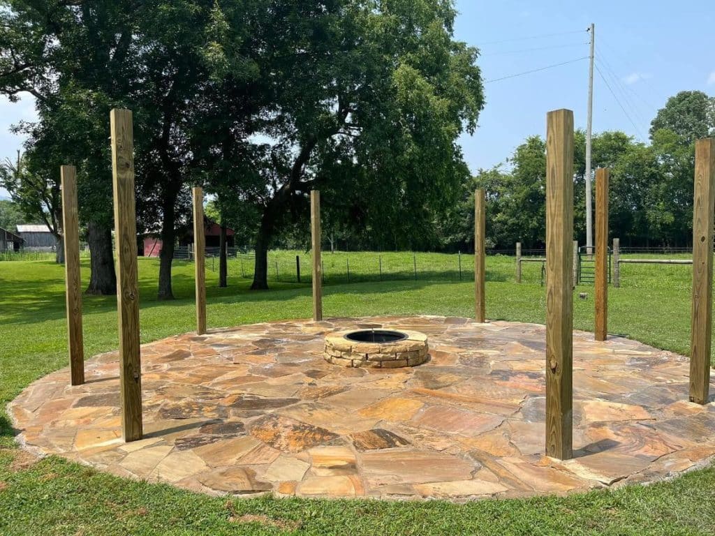 Flagstone Irregular Shapes - Crab Orchard Brown