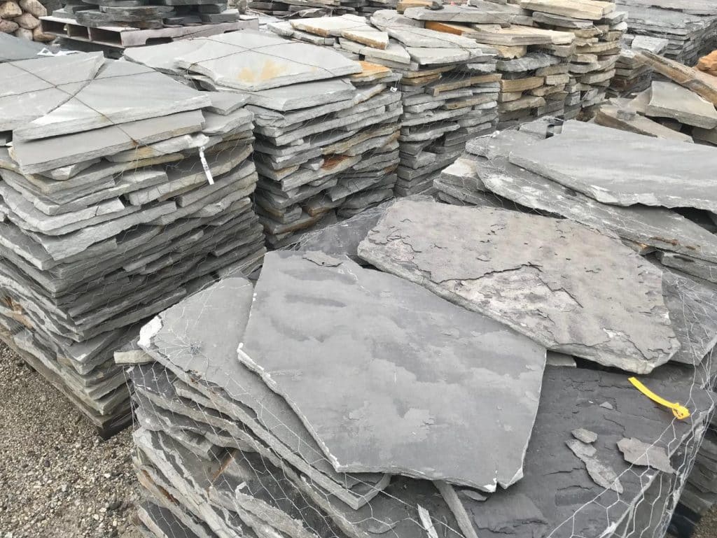 Flagstone Irregular Shapes - Crab Orchard Gray