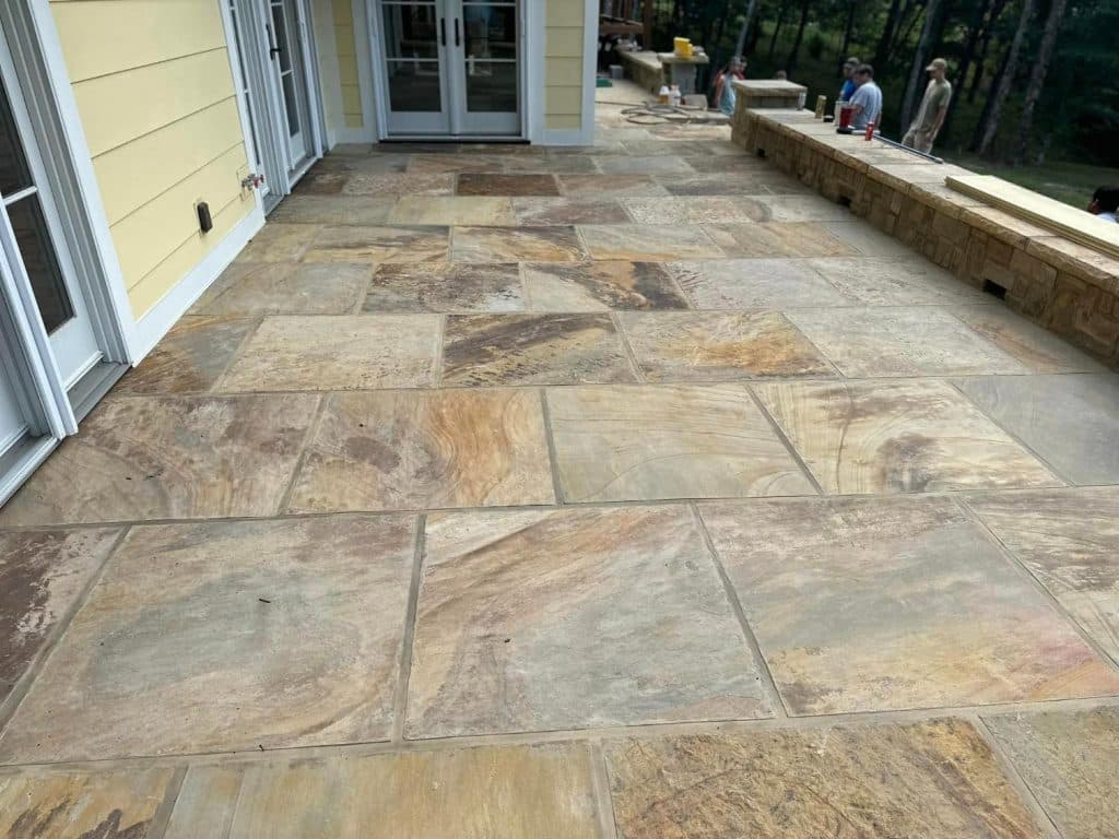 Flagstone Pattern - Crab Orchard Natural Cleft Brown