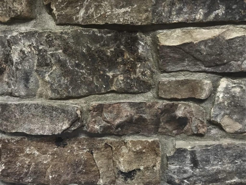 Building Stone Random Ashlar - Indian Creek Bedface 3”-6”