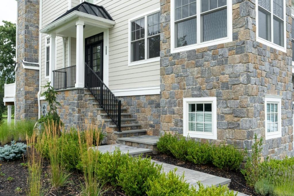 Building Stone Castlerock - Lancaster Pangaea