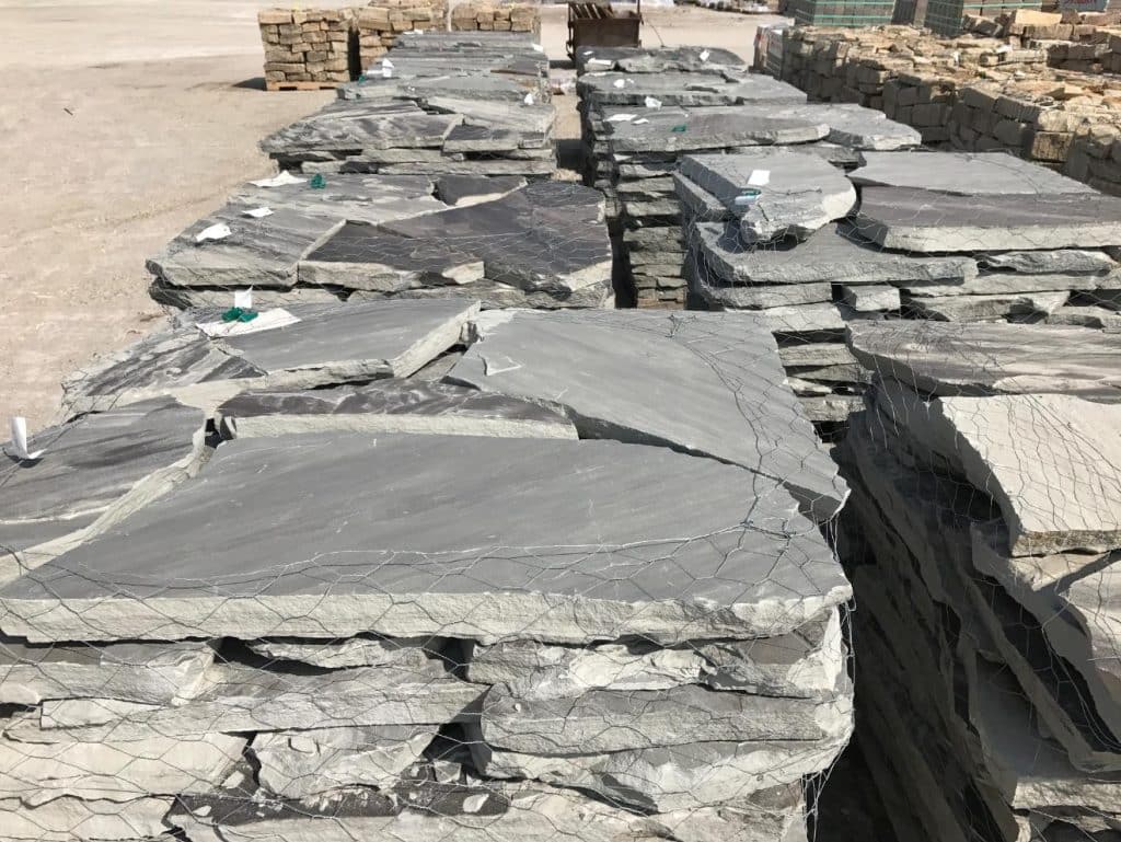 Flagstone Irregular Shapes - Meadow Ridge Blue