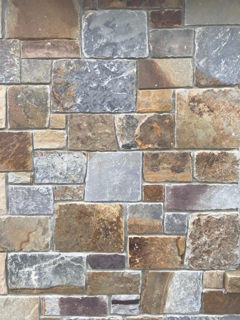 Building Stone Castlerock - Meadow Ridge Tumbled Brown Blue