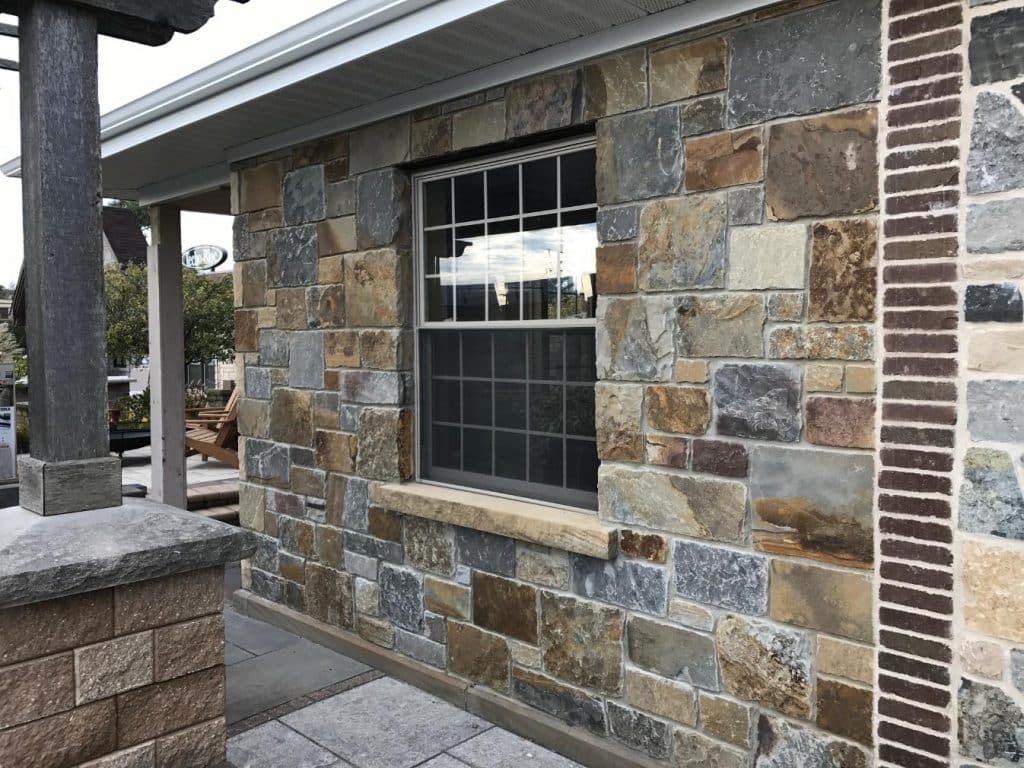 Building Stone Castlerock - Meadow Ridge Tumbled Brown Blue