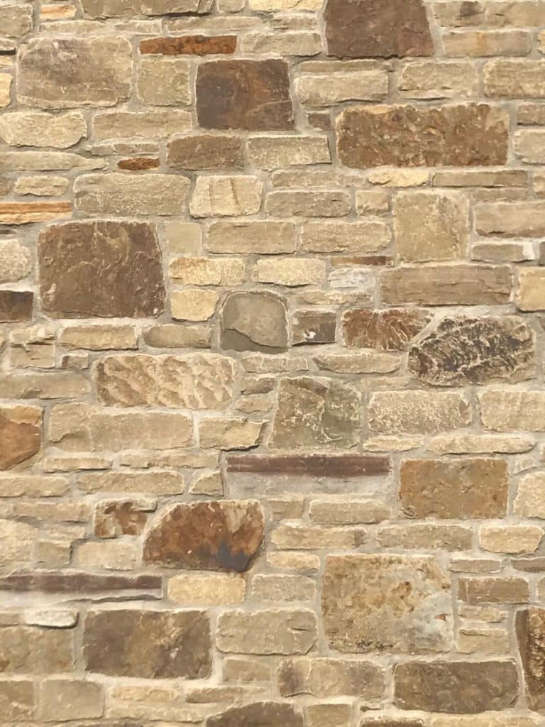 Building Stone Random Ashlar - Building Stone Random Ashlar - Meadow Ridge Tumbled Brown with Jumpers