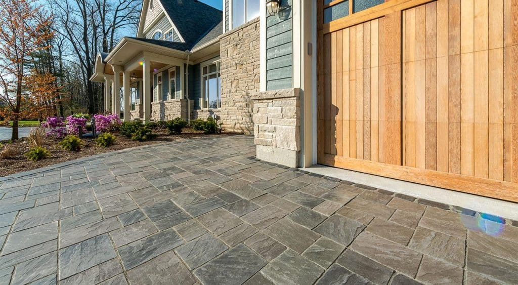 Richcliff- Clay, Concrete, Porcelain, & Stone Pavers