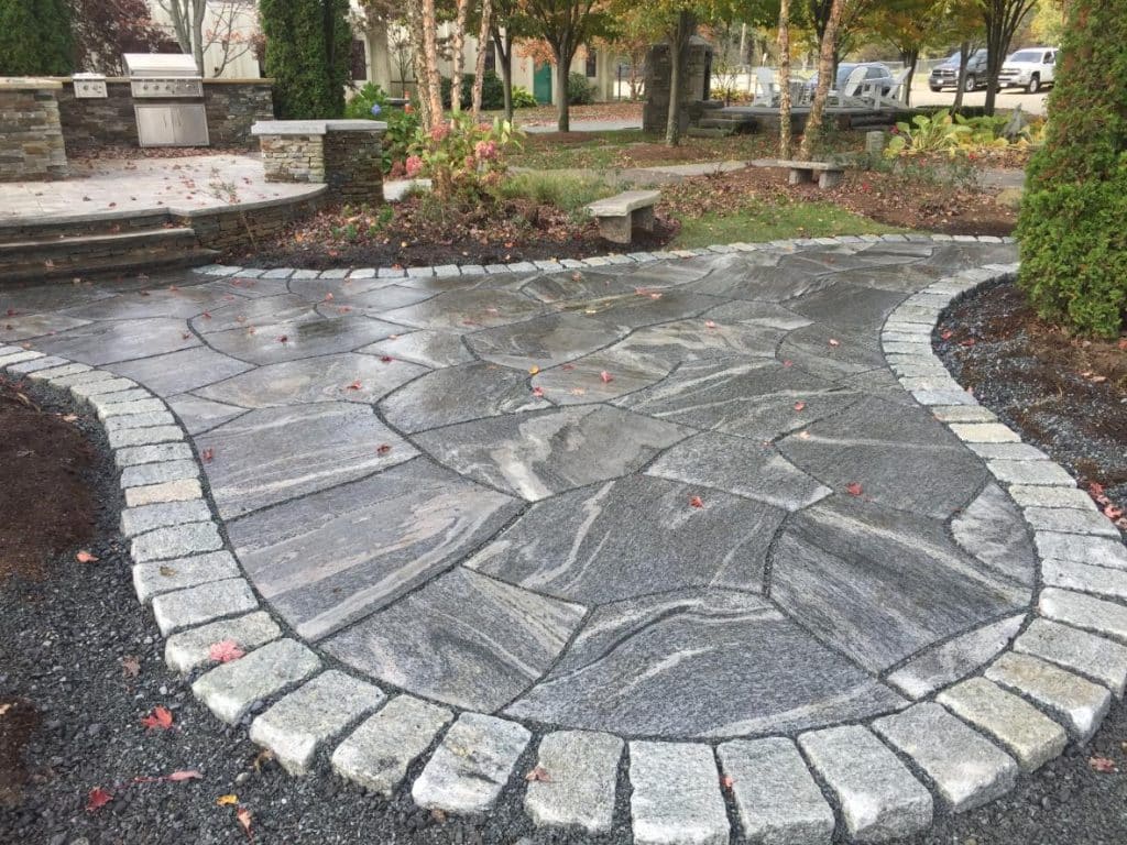 Flagstone Irregular Shapes - Silver Ridge
